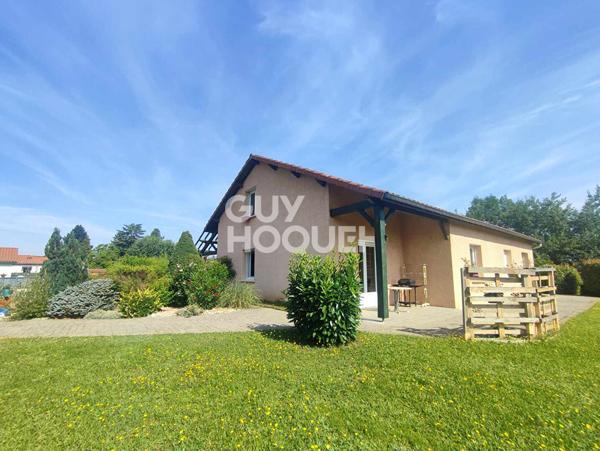 Maison T6 195 m² habitables parcelle de 2300 m² piscine intérieure