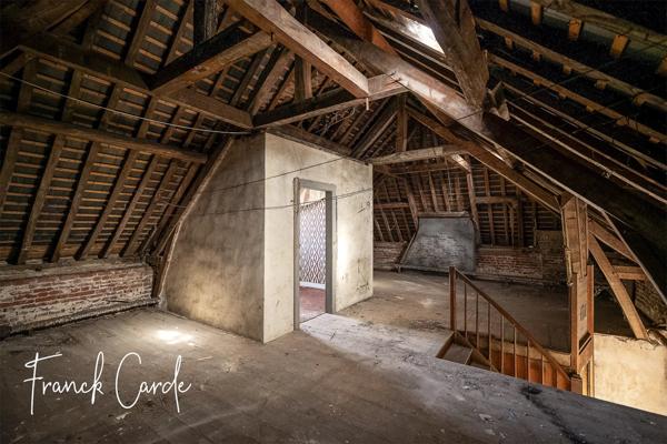 Maison de maître à restaurer en centre ville