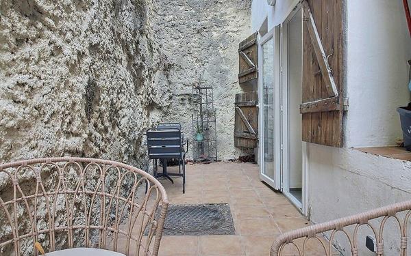 Appartement à louer    2 pièces • 41 m2 Marseille 6