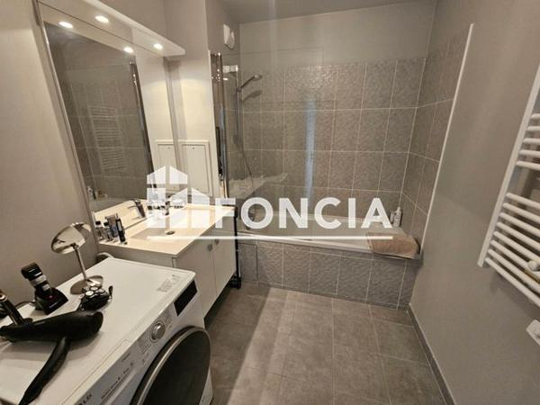 À vendre Studio 31.3 m² - Saint-germain-en-laye 78100