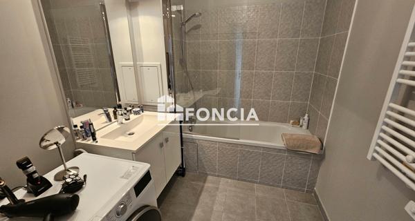 À vendre Studio 31.3 m² - Saint-germain-en-laye 78100