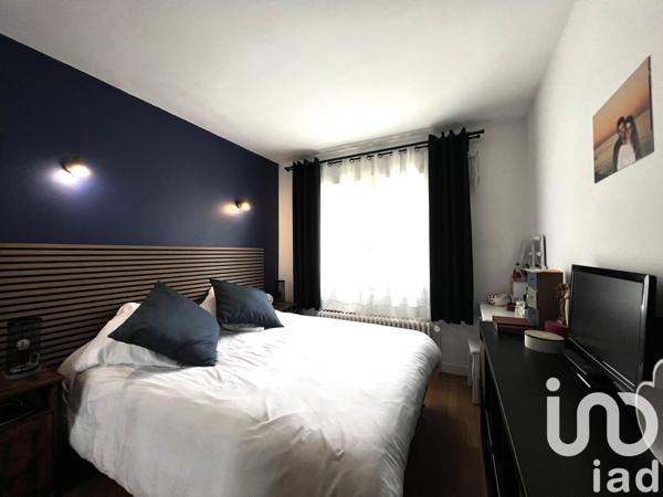 Appartement à vendre 4 pièces 75 m² Paray-Vieille-Poste