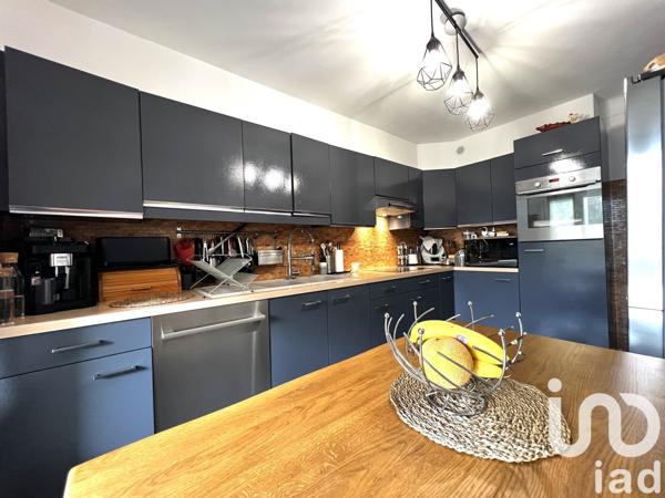 Appartement à vendre 4 pièces 75 m² Paray-Vieille-Poste