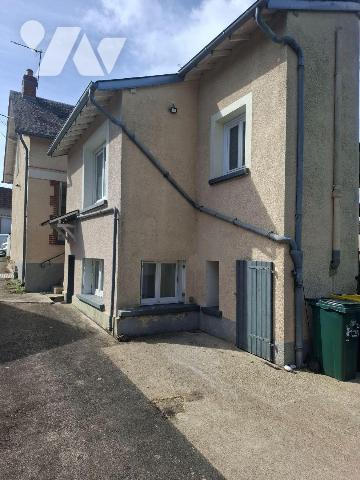 Maison à vendre à Bourges (18000) en Cher (18)

Dans le secteur de Bourges, cette maison prop...
