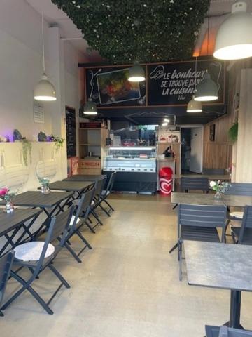 Bail à céder - Local/Restaurant avec Terrasse - Carros - 06510