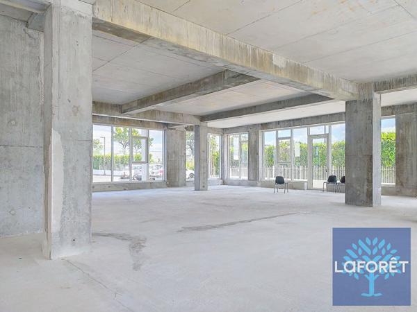 Achat local commercial Mouilleron-le-Captif - 189 m² - 471 145 €