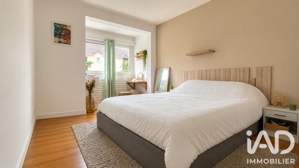 Location maison 5 pièces 79 m² Antony