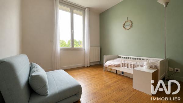 Location maison 5 pièces 79 m² Antony