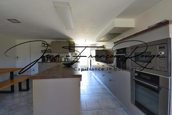 Magnifique propriété équestre du XVIIIe avec gîtes et piscine !!!