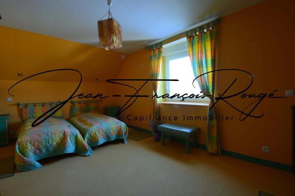 Magnifique propriété équestre du XVIIIe avec gîtes et piscine !!!