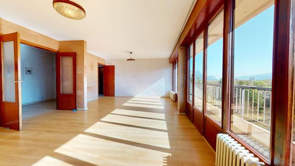 Appartement Echirolles 4 pièce(s) 113.81 m2