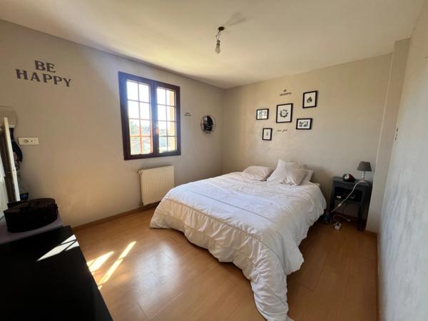 Maison 128m² + 4 chambres, jardin et garage double - ANTRAN