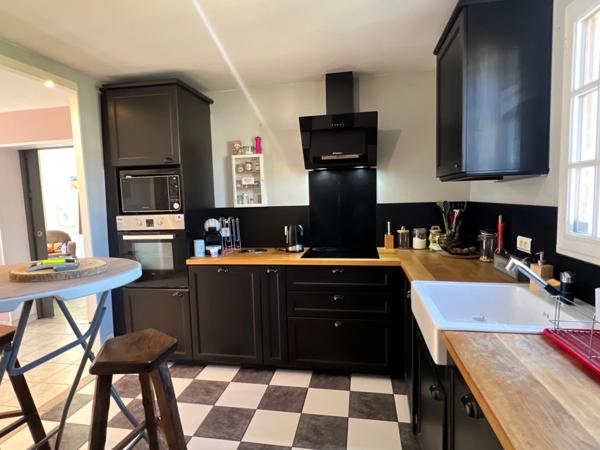 Maison 128m² + 4 chambres, jardin et garage double - ANTRAN