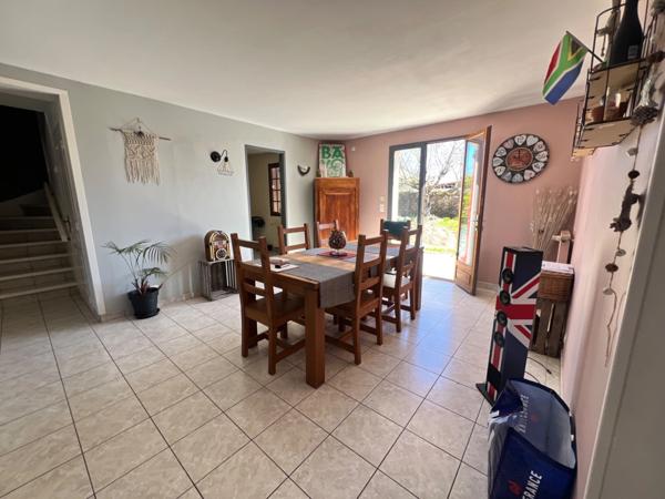 Maison 128m² + 4 chambres, jardin et garage double - ANTRAN