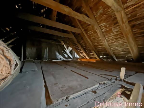 Maison à vendre 7 pièces de 300 m²