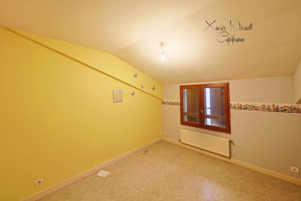 Maison à vendre 8 pièces proche de MONTREVEL EN BRESSE (01)