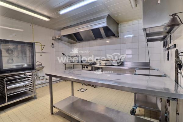 Local commercial à vendre de 300 m² à Saint-Chamas