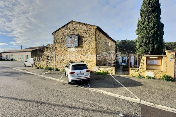 Local commercial à vendre de 300 m² à Saint-Chamas