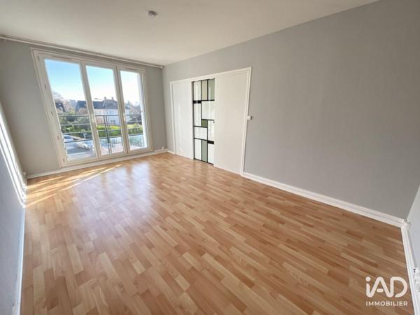 Location appartement 3 pièces 59 m² Chatou