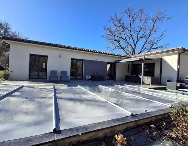 Maison L Isle Jourdain proche centre