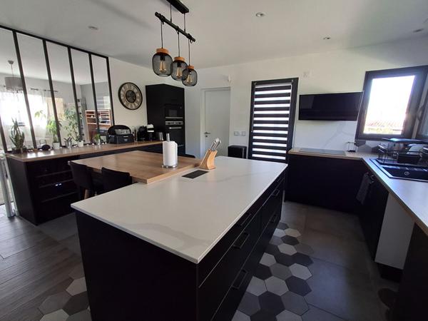 Maison L Isle Jourdain proche centre