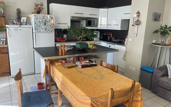 Appartement à vendre    3 pièces • 59 m2 La Seyne-sur-Mer