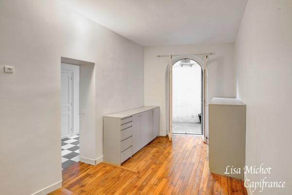 Ternes - Maillot, Appartement 3 pièces style atelier avec terrasse sans vis à vis