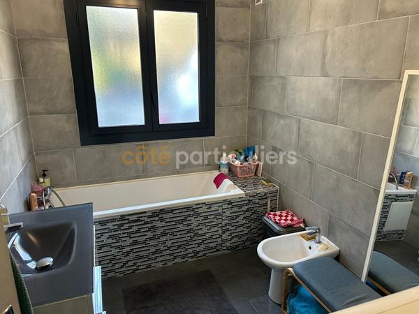 Vente Appartement99 m² - 4 Pièces - ABLON SUR SEINE (94480)