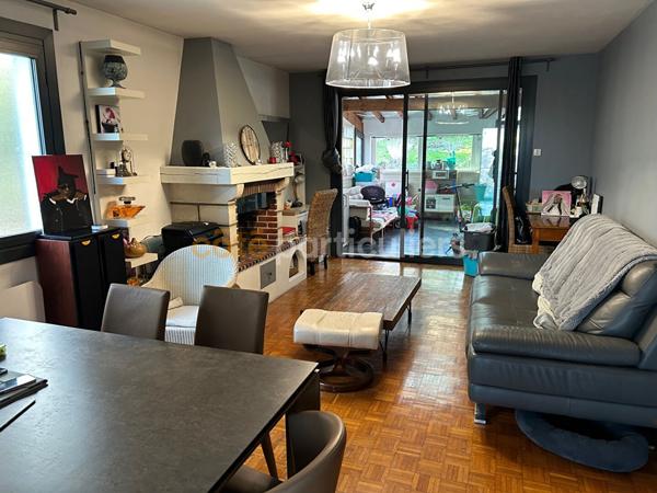 Vente Appartement99 m² - 4 Pièces - ABLON SUR SEINE (94480)