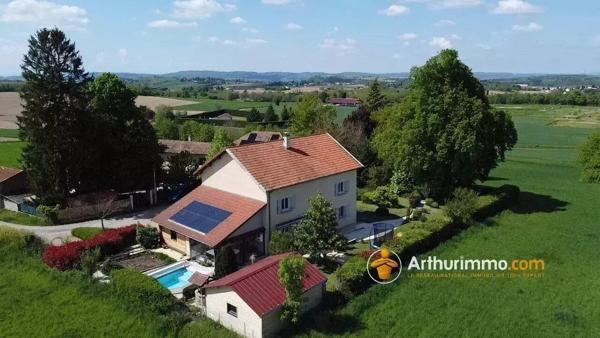 Vente Maison 6 pièces 198 m2 à Bourgoin-Jallieu