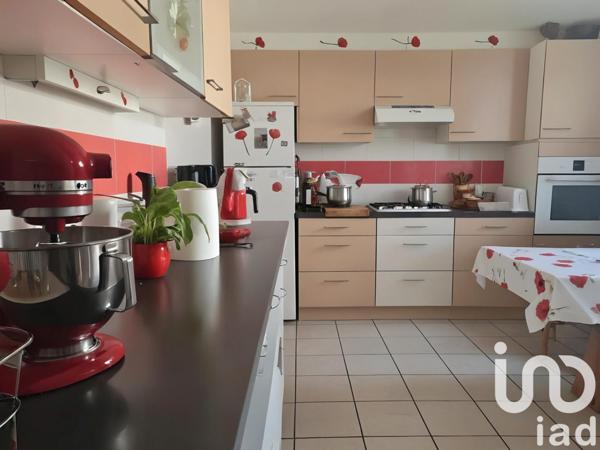 House for sale 4 rooms 106 m² Fleury