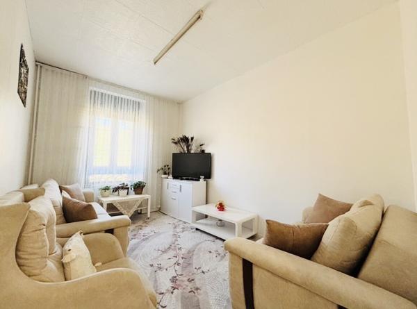 Immeuble 10p 360m2 avec terrasses et caves 695 000 €