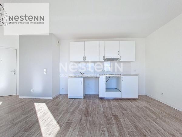 ORLEANS EST - T2 - TERRASSE plein OUEST - DERNIER ETAGE !