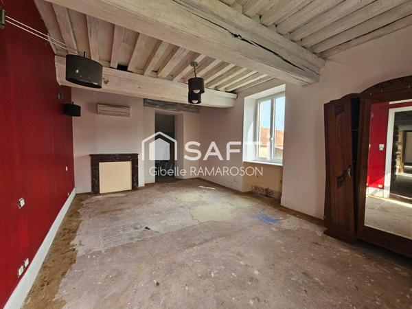 Maison 8 pièces 6 chambres avec terrain- (71230)