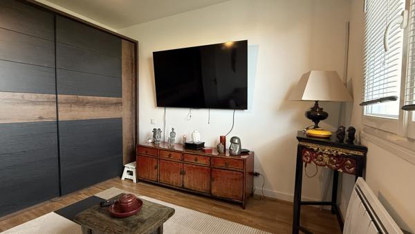 Cusset (03300) Cusset - Maison individuelle entièrement rénovée sous-sol complet garages jardin