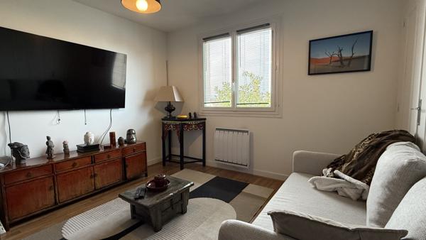 Cusset (03300) Cusset - Maison individuelle entièrement rénovée sous-sol complet garages jardin