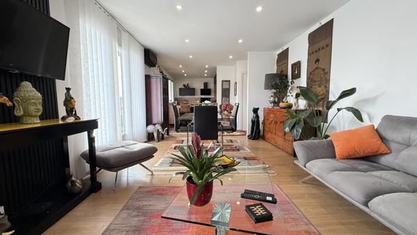 Cusset (03300) Cusset - Maison individuelle entièrement rénovée sous-sol complet garages jardin