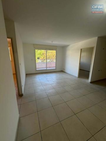 A vendre -Appartemnt T3 de 51 m2 avec varangue et parking fermé - Secteur Sainte-Clotilde