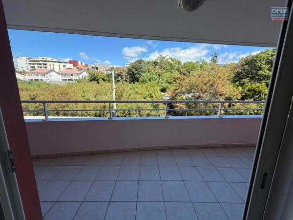 A vendre -Appartemnt T3 de 51 m2 avec varangue et parking fermé - Secteur Sainte-Clotilde