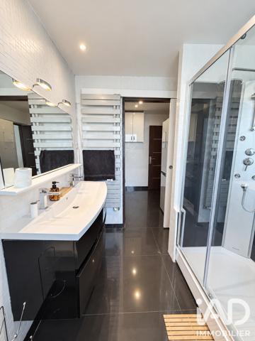 Maison à vendre 9 pièces 243 m² Corbeil-Essonnes