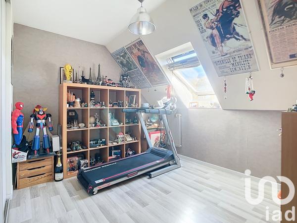 House for sale 6 rooms 110 m² Pontault-Combault