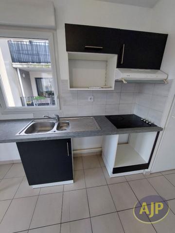 Location appartement La Chapelle Sur Erdre : 790 € - AJP Immobilier Nantes Rond-Point de Rennes