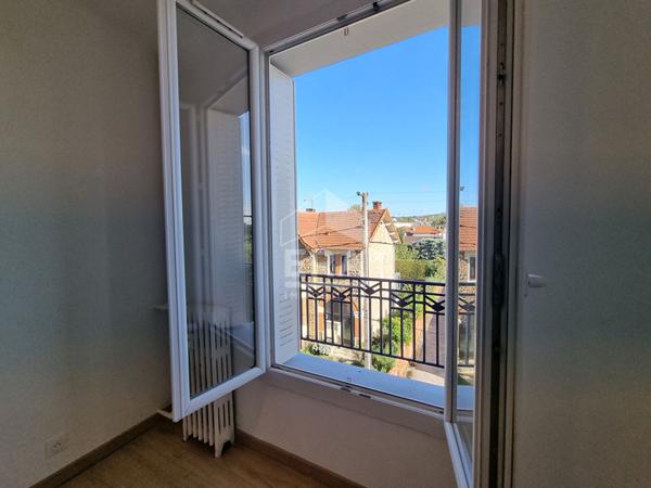 Appartement Neuilly Plaisance 1 pièce(s) 17 m2