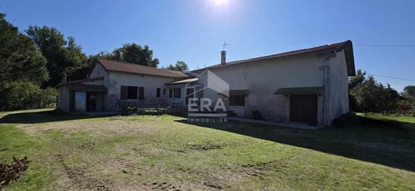 Maison de campagne La Roche-chalais