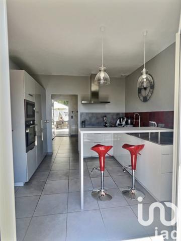 Maison à vendre 5 pièces 136 m² Manosque