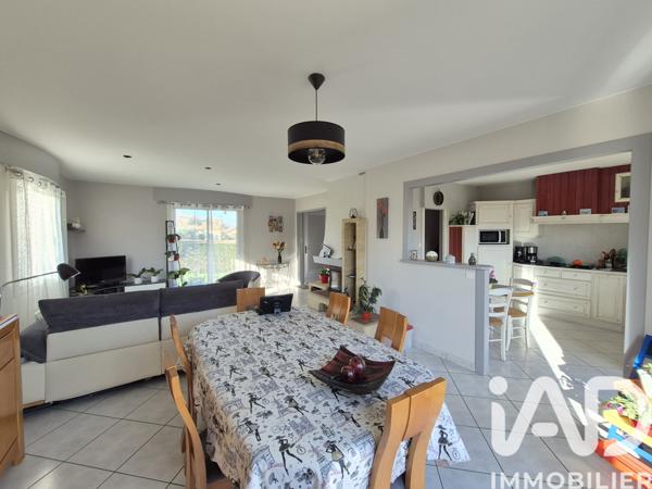 Maison à vendre 5 pièces 92 m² Dompierre-sur-Yon
