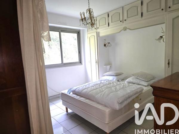 Location appartement 3 pièces 66 m² Nice