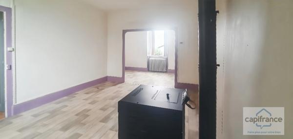 ✨ Maison avec terrain arboré – Fort potentiel après rénovation ✨