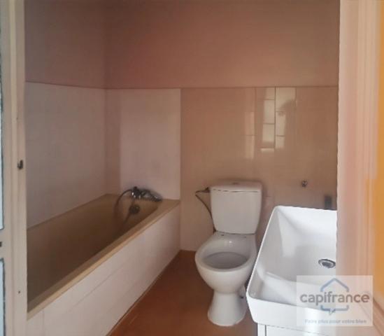 ✨ Maison avec terrain arboré – Fort potentiel après rénovation ✨