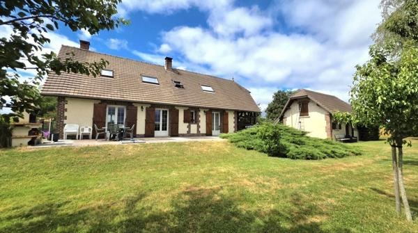 Ensemble immobilier proche ETREPAGNY